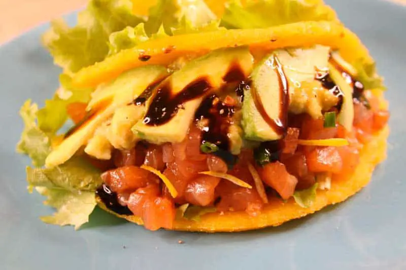 2 ricette per Tacos messicani vegetariani o con salmone
