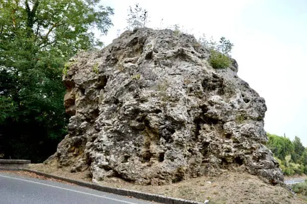 Volterra vampiri e il masso della mandringa