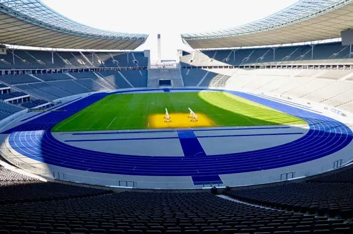 Il campo da gioco dell' Olympiastadion Berlino