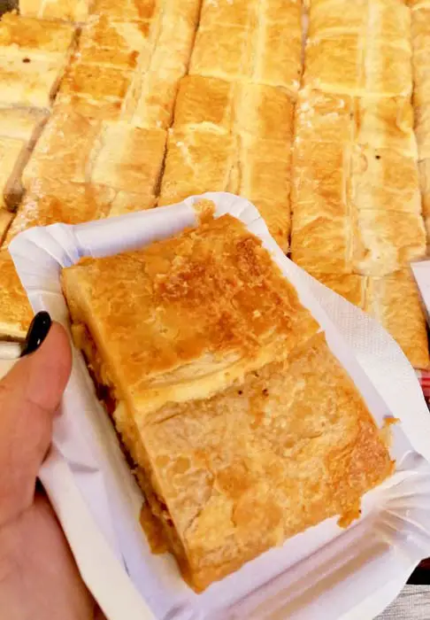 Apfelstrudel uno dei piatti tipici di Berlino