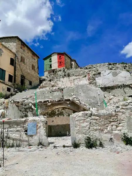 Ruderi rimasti di Castelluccio di Norcia