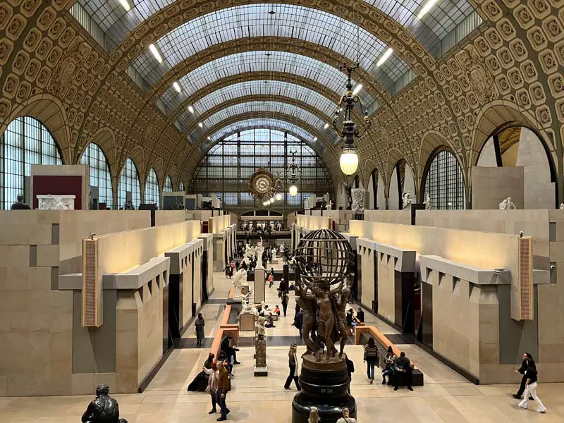 Interno del museo d'Orsay