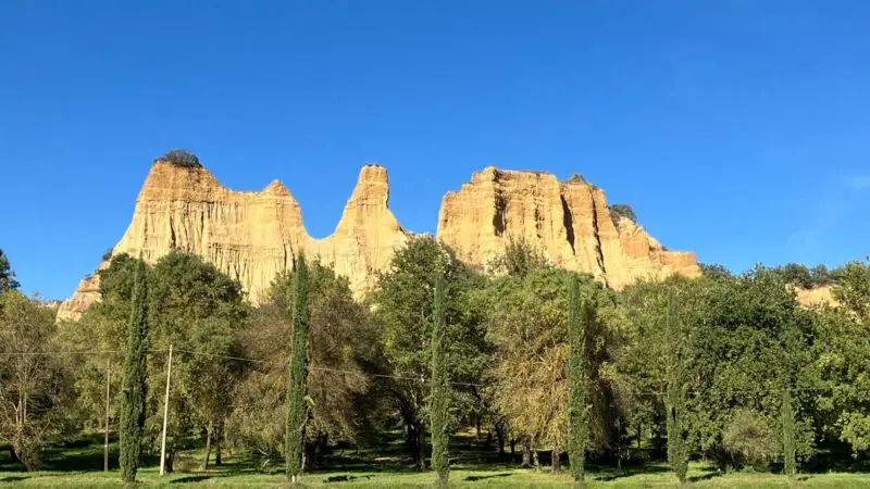 Balze del Valdarno sul sentiero dell’acqua zolfina